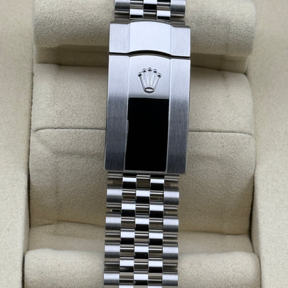 Rolex Datejust 36 / 126234 / schwarz / Jubilee / Full Set / 2025