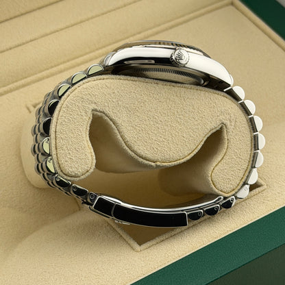 Rolex Datejust 36 / 126234 / schwarz / Jubilee / Full Set / 2021