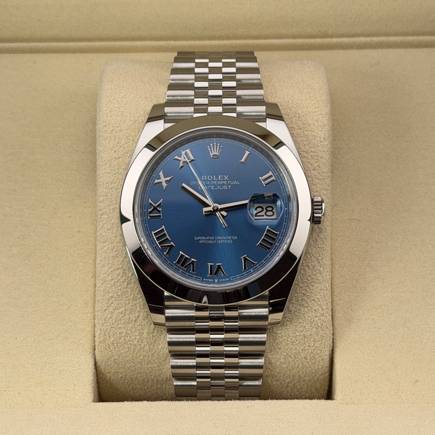 Rolex Datejust 41 / 126300 / Azzurroblau / Jubilee / Full Set / 2025