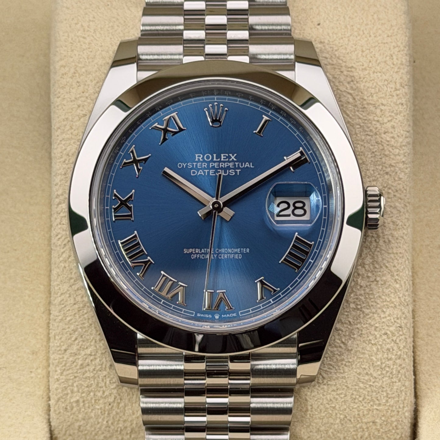 Rolex Datejust 41 / 126300 / Azzurroblau / Jubilee / Full Set / 2025
