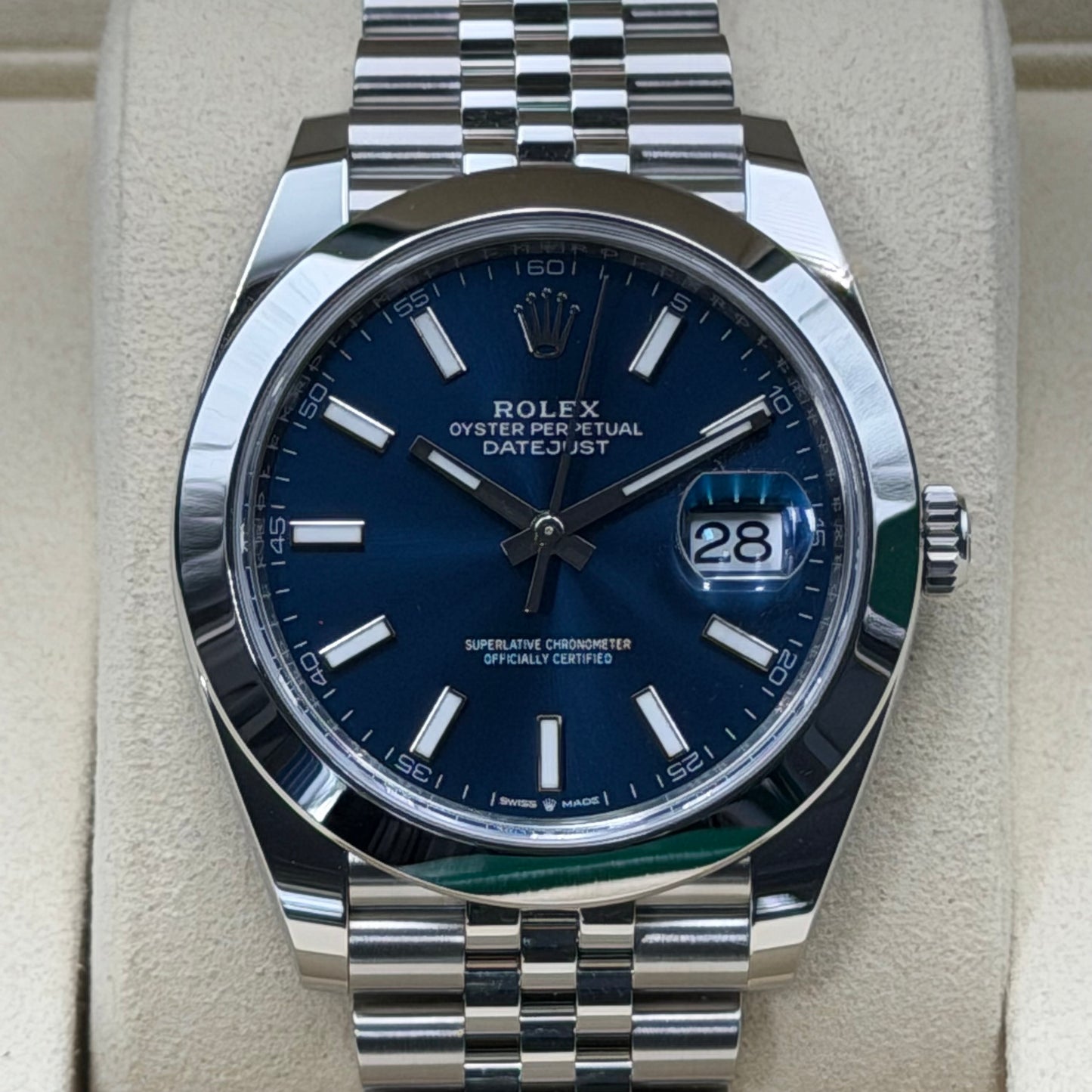 Rolex Datejust 41 / 126300 / Blau / Jubilee / Full Set / 2026