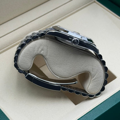 Rolex Datejust 41 / 126300 / Blau / Jubilee / Full Set / 2026