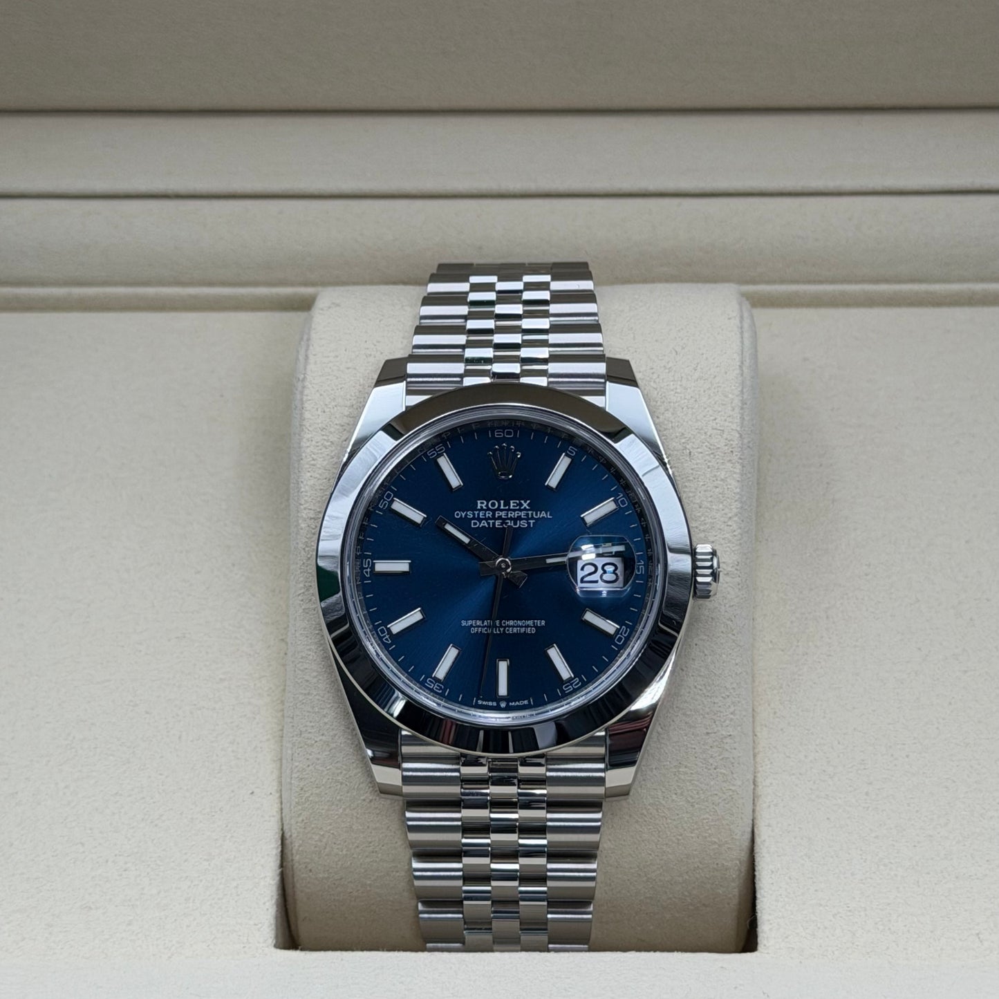 Rolex Datejust 41 / 126300 / Blau / Jubilee / Full Set / 2026