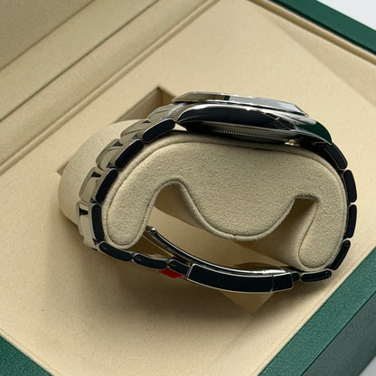 Rolex Datejust 41 / 126300 / rhodium / Oyster / Full Set / 2025