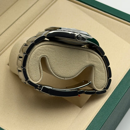 Rolex Datejust 41 / 126300 / rhodium / Oyster / Full Set / 2025