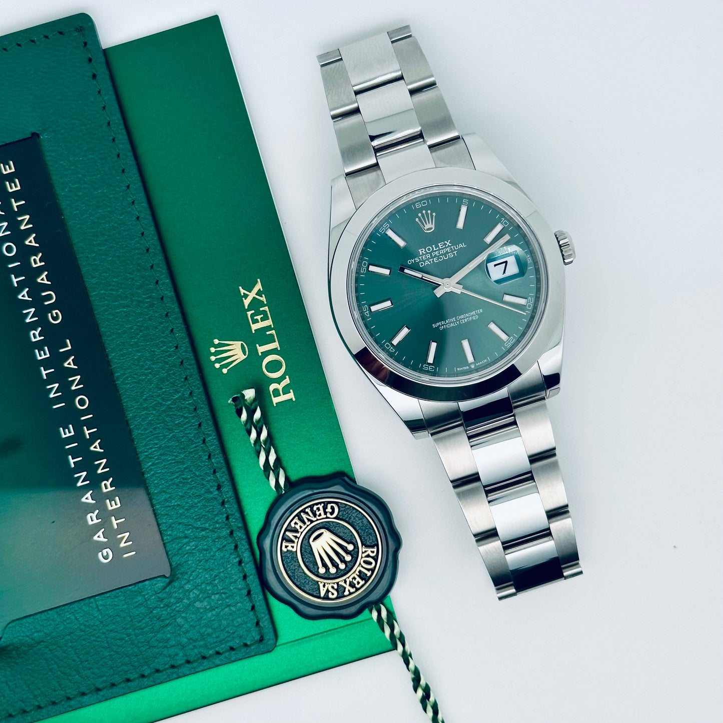 Rolex Datejust 41 / 126300 / grün / Oyster / 2023 / Full Set