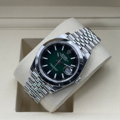 Rolex Datejust 41 / 126300 / Grün-Ombré / Jubilee / Full Set / 2026