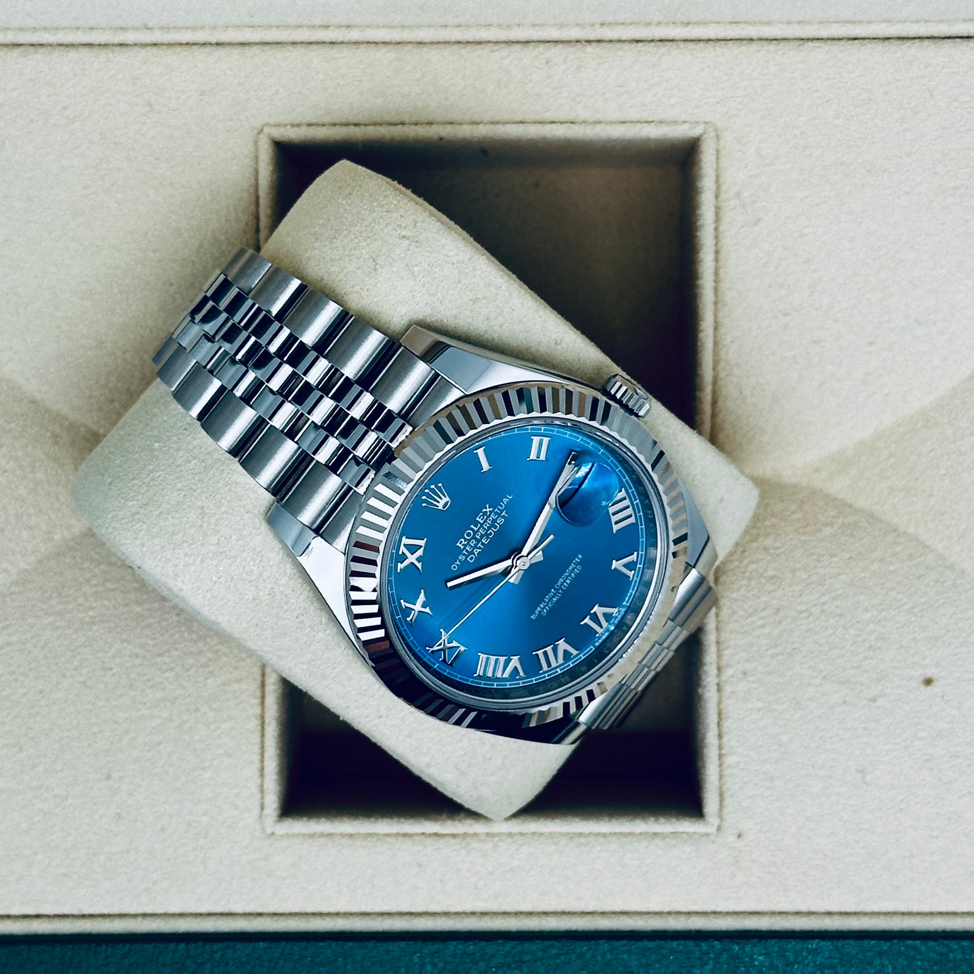 Rolex Datejust 41 / 126334 / azzurro-blau / Jubilee / Full Set