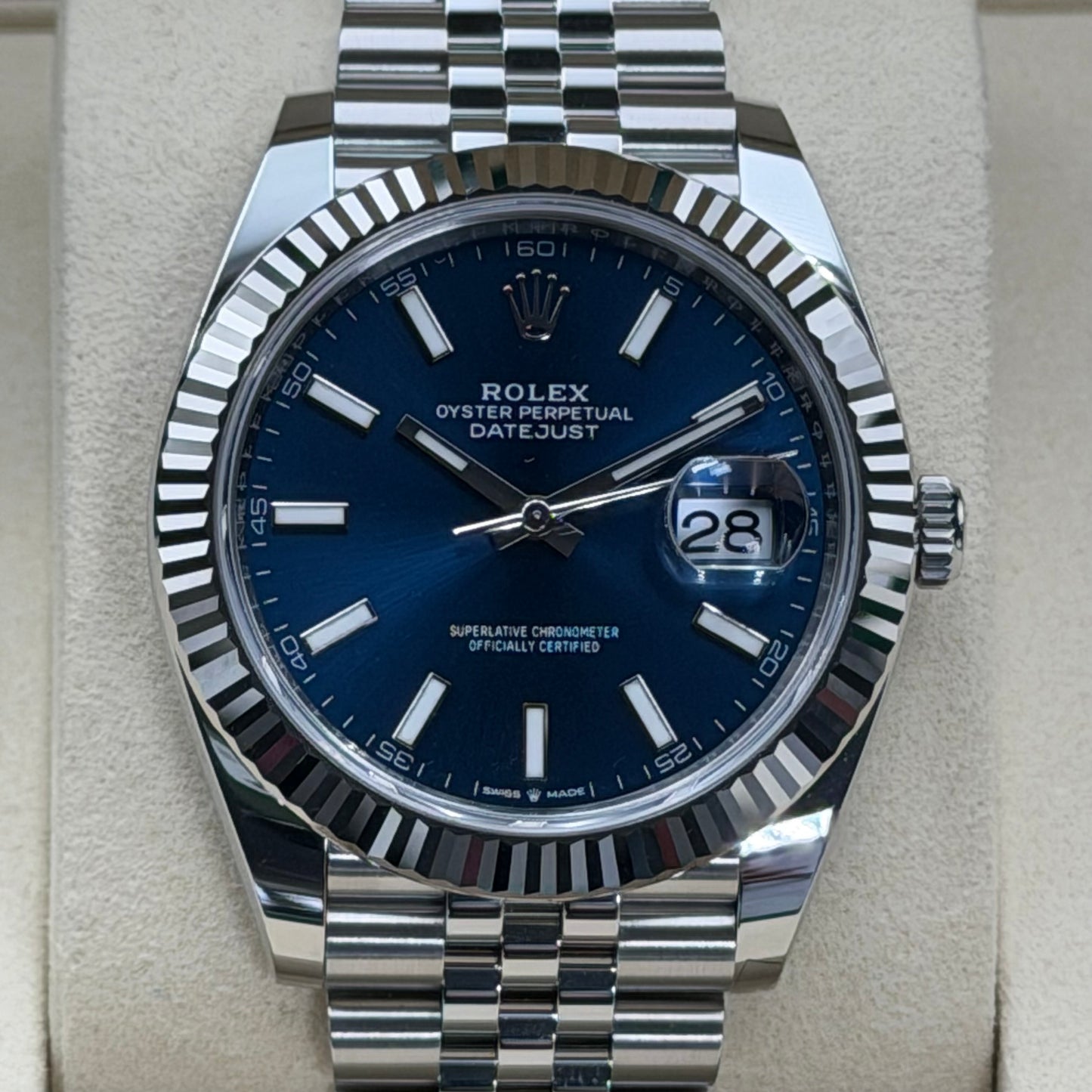 Rolex Datejust 41 / 126334 / Blau / Jubilee / Full Set / 2026