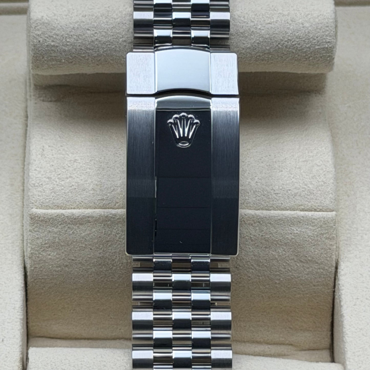 Rolex Datejust 41 / 126334 / Blau / Jubilee / Full Set / 2026