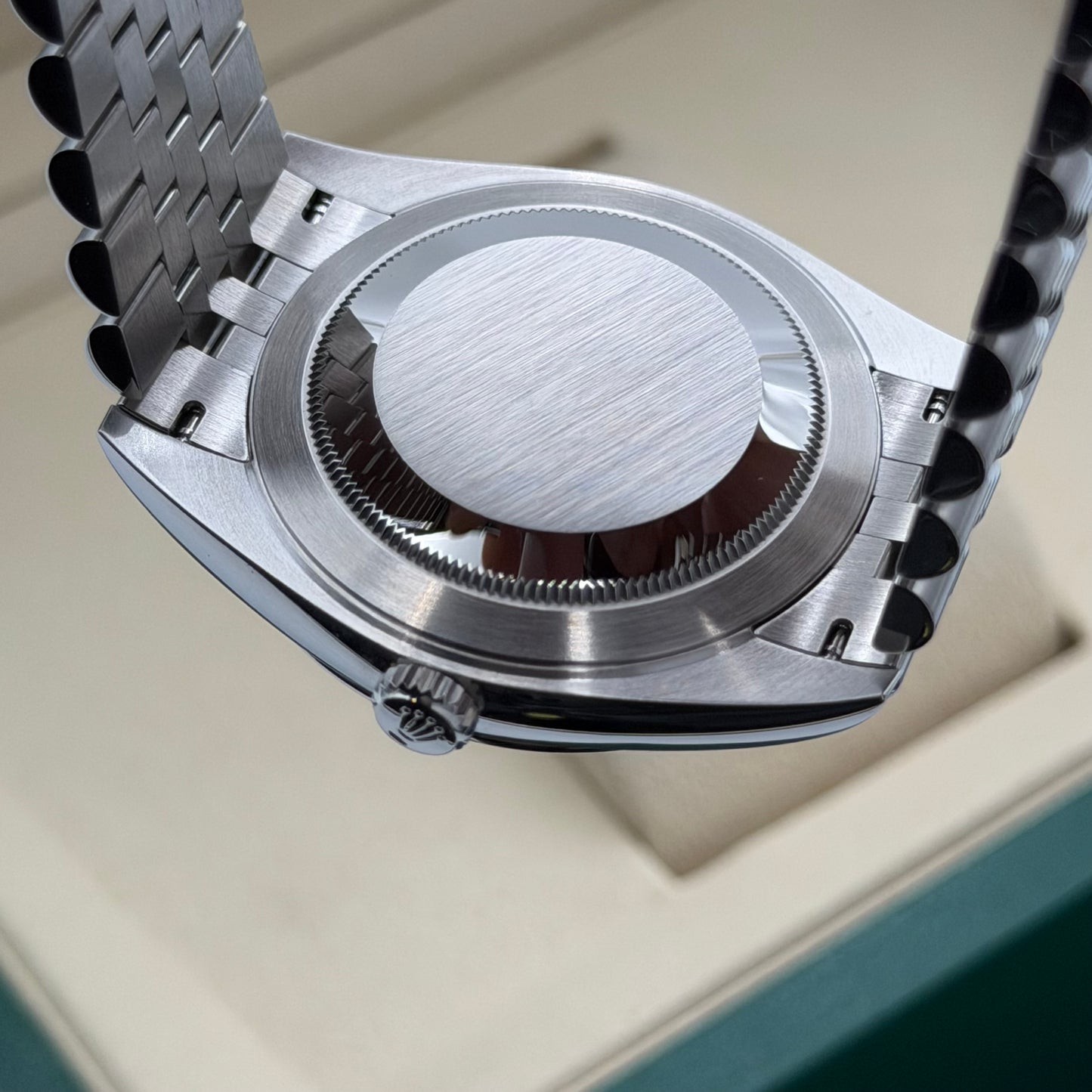 Rolex Datejust 41 / 126334 / Grün / Jubilee / Full Set / 2026