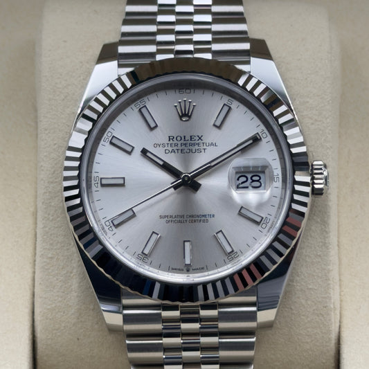 Rolex Datejust 41 / 126334 / Silber / Oyster / Full Set / 2026
