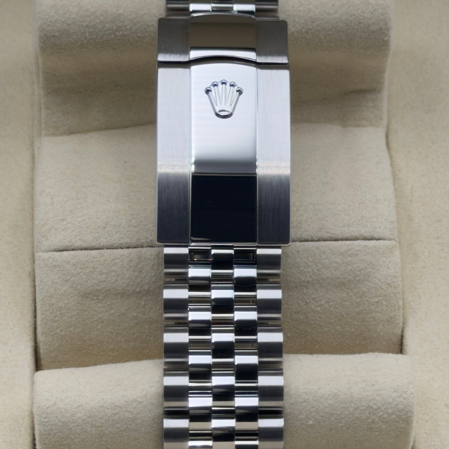 Rolex Datejust 41 / 126334 / Silber / Oyster / Full Set / 2026