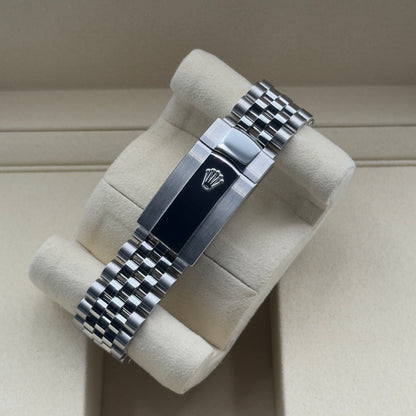 Rolex Datejust 41 / 126334 / Silber / Oyster / Full Set / 2026