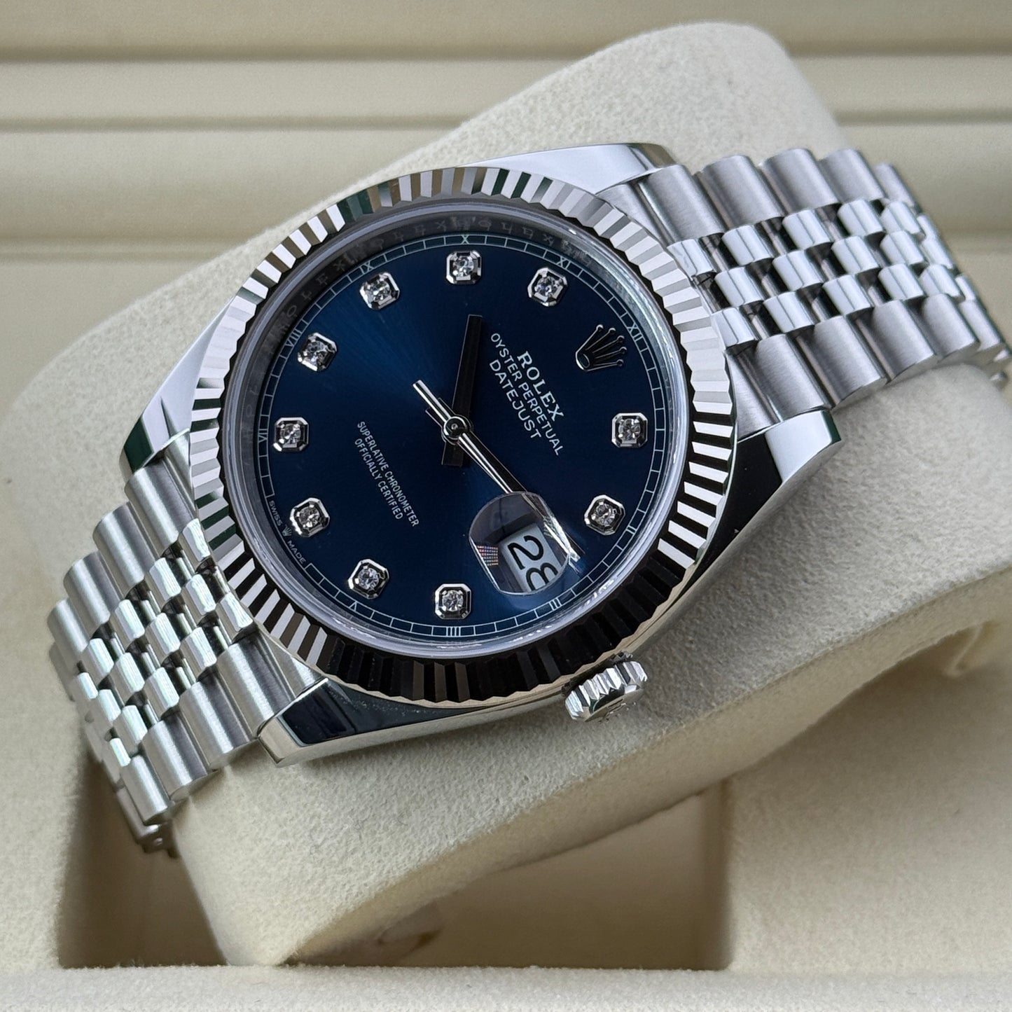 Rolex Datejust 41 / 126334 / blau - Diamanten / Jubilee / Full Set / 2025
