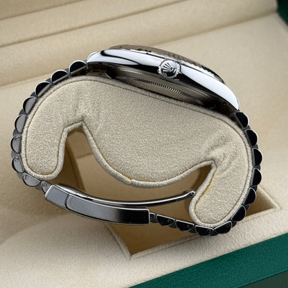 Rolex Datejust 41 / 126334 / blau / Jubilee / Full Set / 2019