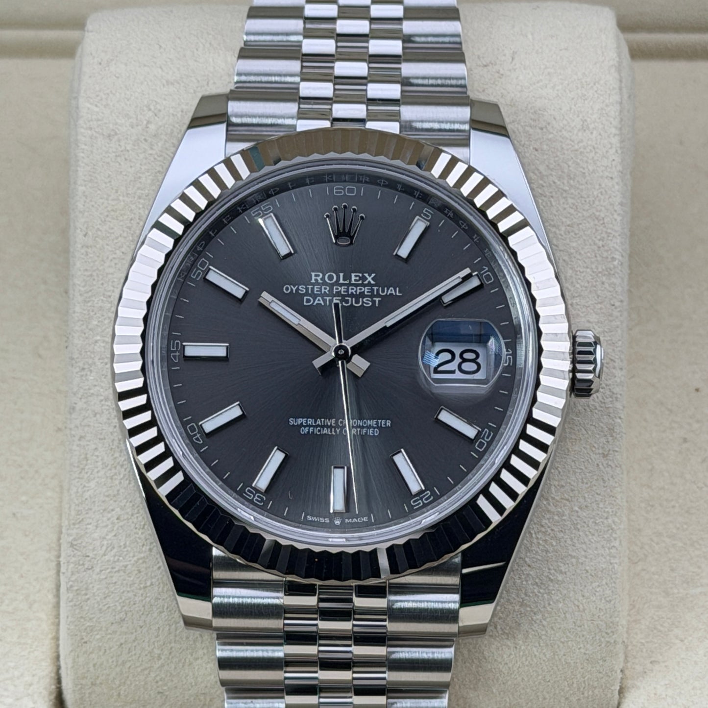 Rolex Datejust 41 / 126334 / Rhodium / Jubilee / Full Set / 2025