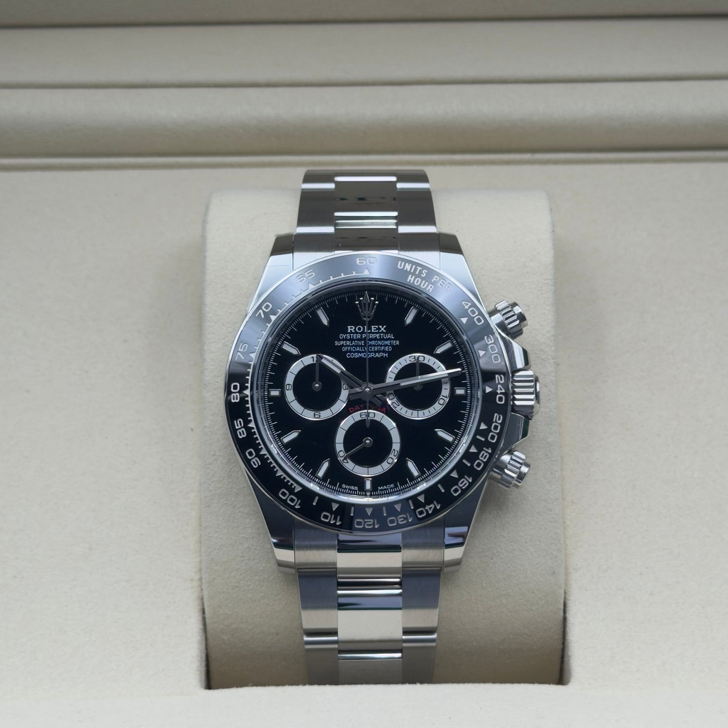 Rolex Daytona / 126500LN / Schwarz / Oyster / Full Set / 2026