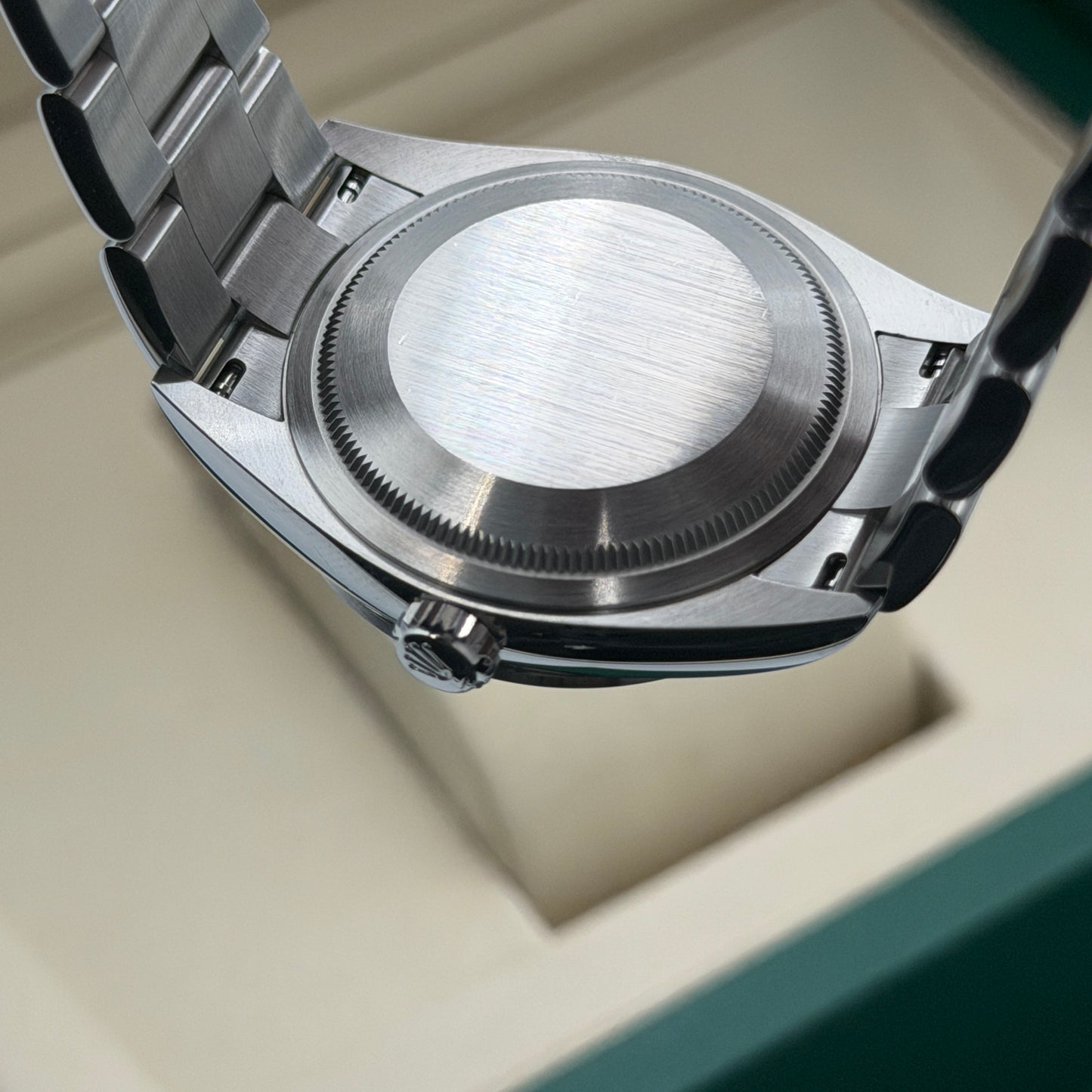 Rolex Explorer 36 / 124270 / Schwarz / Oyster / Full Set / 2025