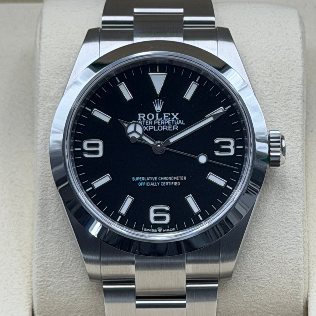 Rolex Explorer 40 / 224270 / Schwarz / Oyster / Full Set / 2026