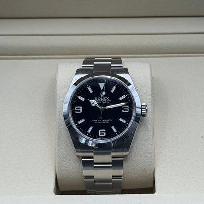 Rolex Explorer 40 / 224270 / Schwarz / Oyster / Full Set / 2026
