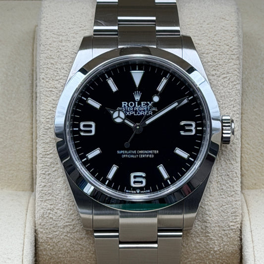 Rolex Explorer 40 / 224270 / schwarz / Oyster / B&P / 2024