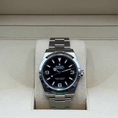 Rolex Explorer 40 / 224270 / schwarz / Oyster / B&P / 2024