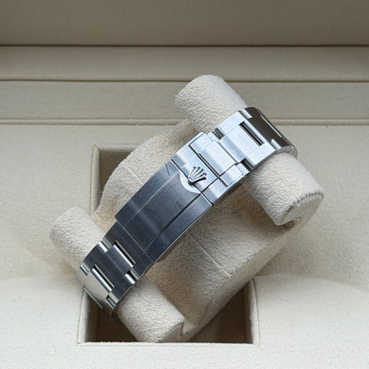 Rolex Explorer 40 / 224270 / schwarz / Oyster / B&P / 2024