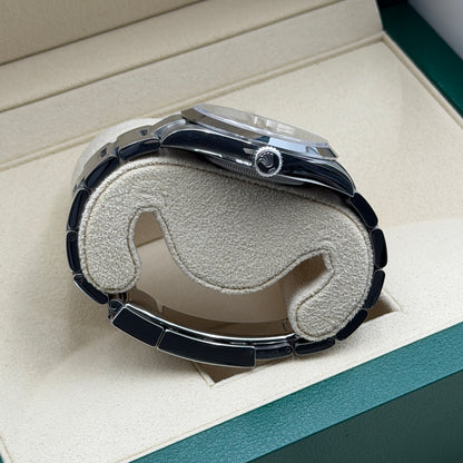 Rolex Explorer 40 / 224270 / schwarz / Oyster / B&P / 2024