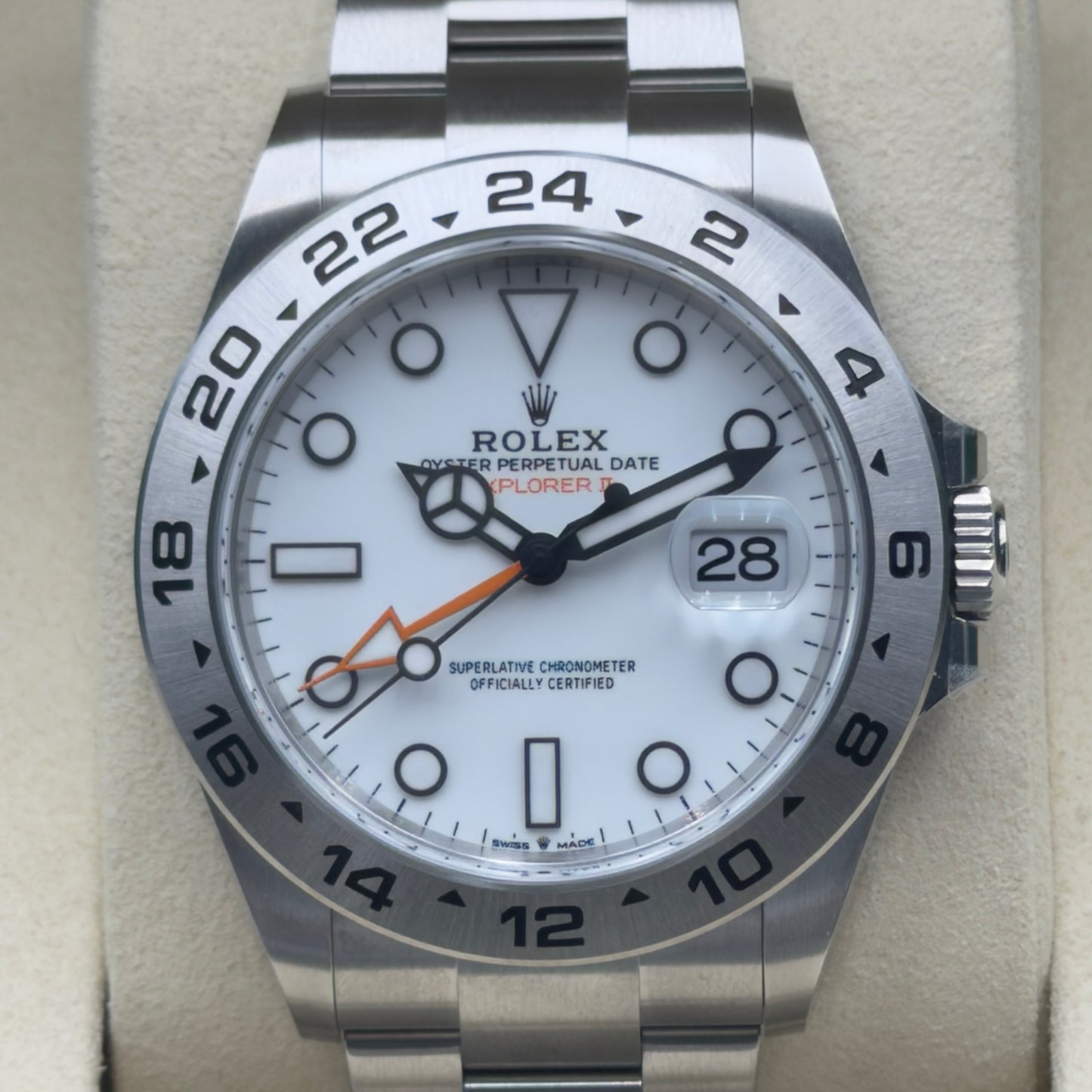 Rolex Explorer II / 226570 / Weiß / Oyster / Full Set / 2026