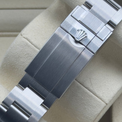 Rolex Explorer II / 226570 / Weiß / Oyster / Full Set / 2026