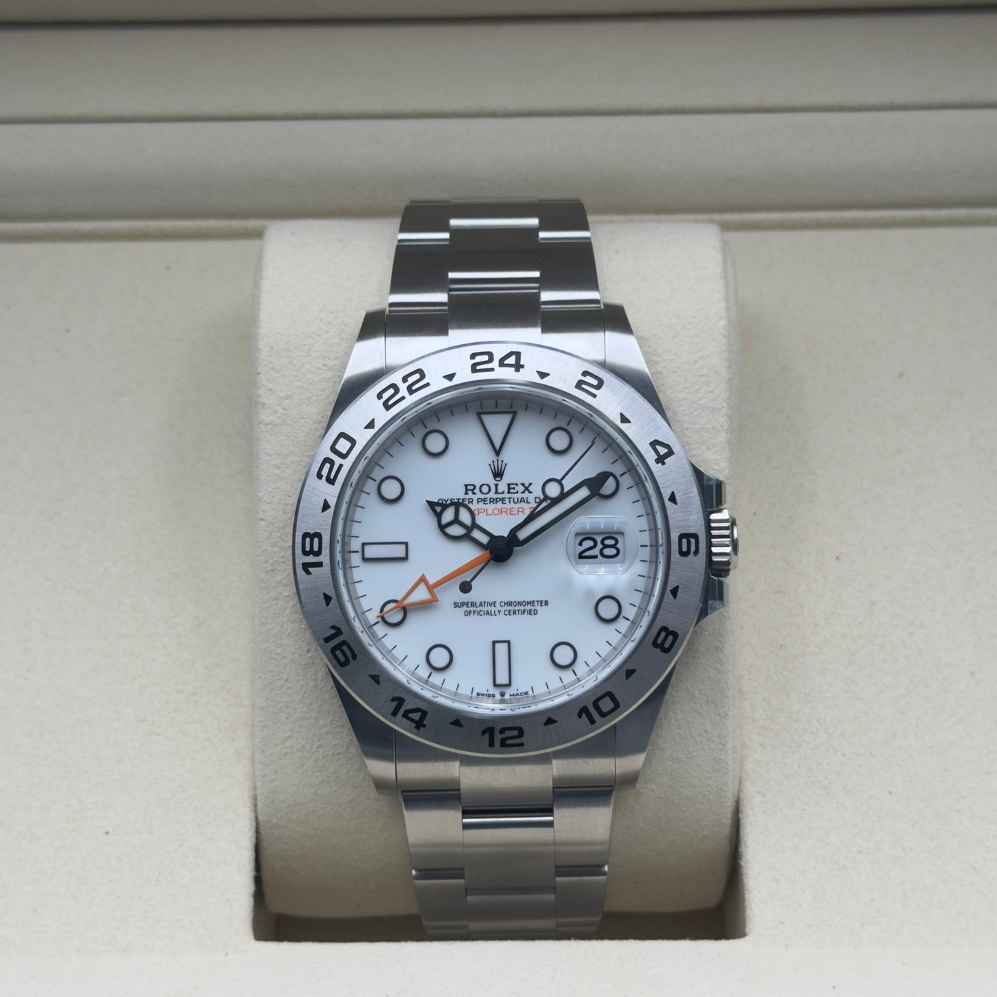 Rolex Explorer II / 226570 / Weiß / Oyster / Full Set / 2026