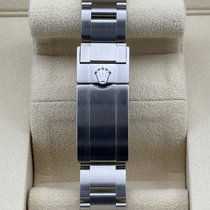 Rolex Explorer / 124270 / schwarz / Oyster / Full Set / 2025