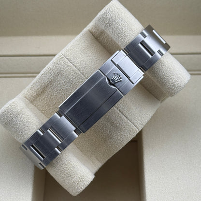 Rolex Explorer / 124270 / schwarz / Oyster / Full Set / 2025