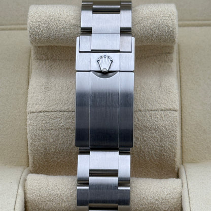 Rolex Explorer 40 / 224270 / schwarz / Oyster / B&P / 2024