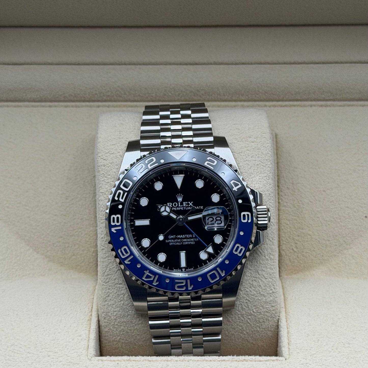 Rolex GMT-Master II / 126710BLNR / wie neu / Jubilee / Full Set / 2024