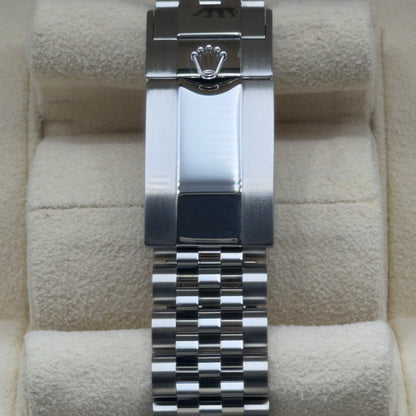 Rolex GMT-Master II / 126710BLRO / Schwarz / Jubilee / Full Set / 2022