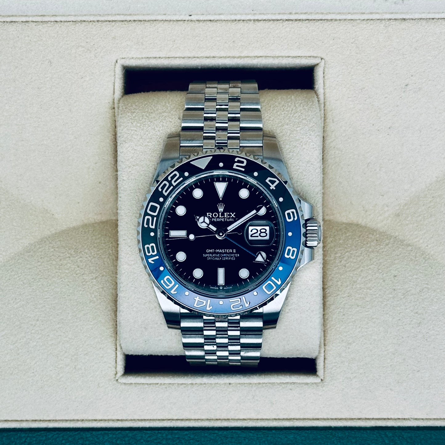 Rolex GMT Master II / 126710BLNR / schwarz / Jubilee / Full Set