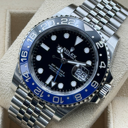 Rolex GMT-Master II / 126710BLNR / schwarz / Jubilee / Full Set / 2024