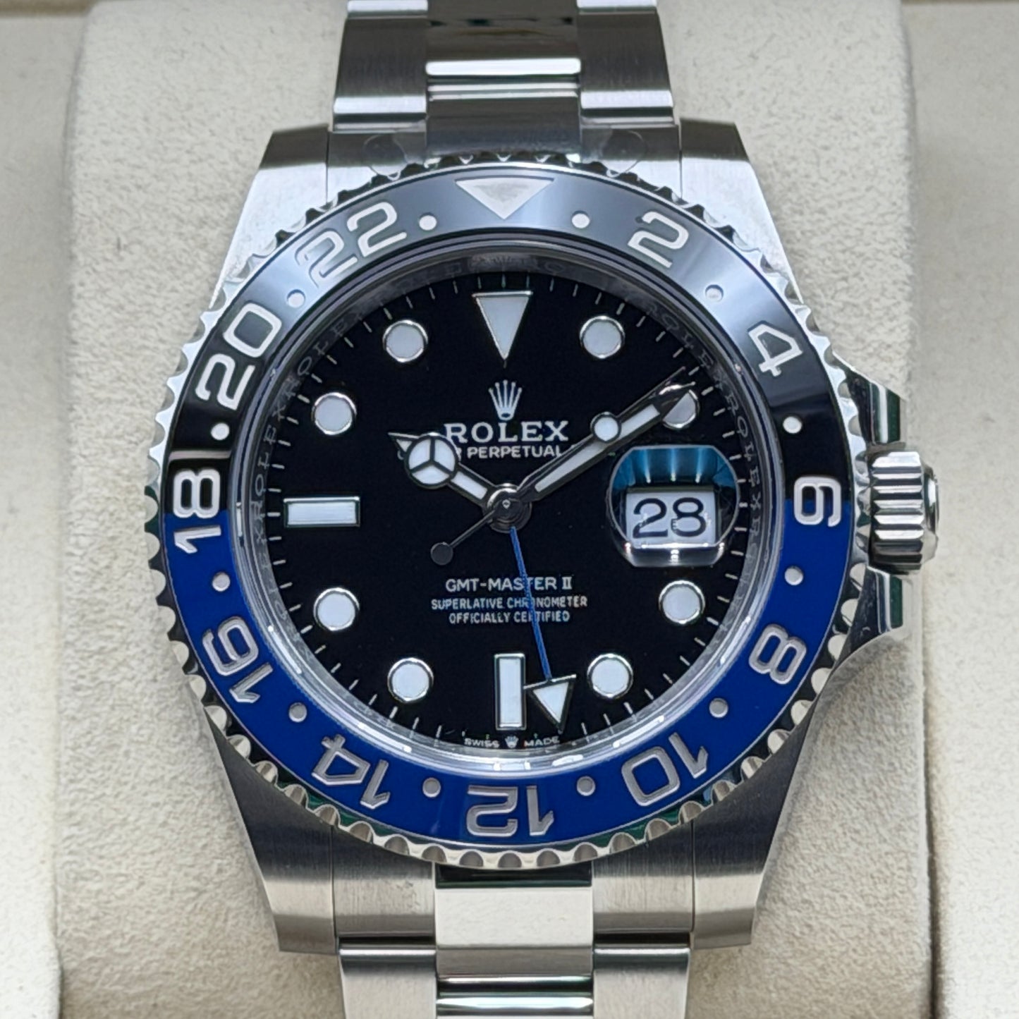 Rolex GMT-Master II / 126710BLNR / schwarz / Oyster / Full Set / 2025