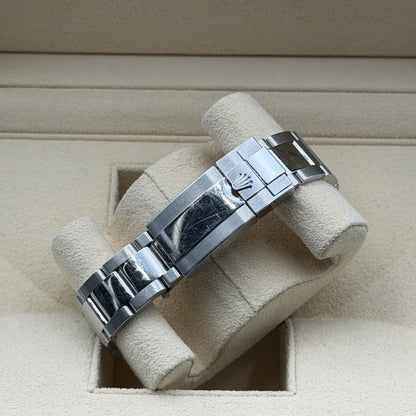 Rolex GMT-Master II / 126710BLNR / schwarz / Oyster / Full Set / 2023