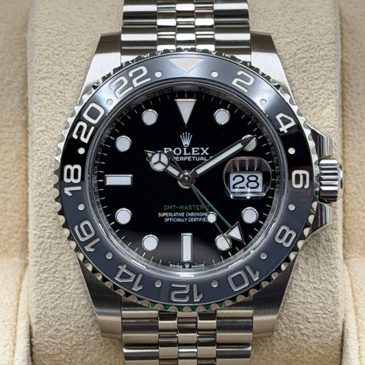 Rolex GMT-Master II / 126710GRNR / Schwarz / Jubilee / Full Set / 2024