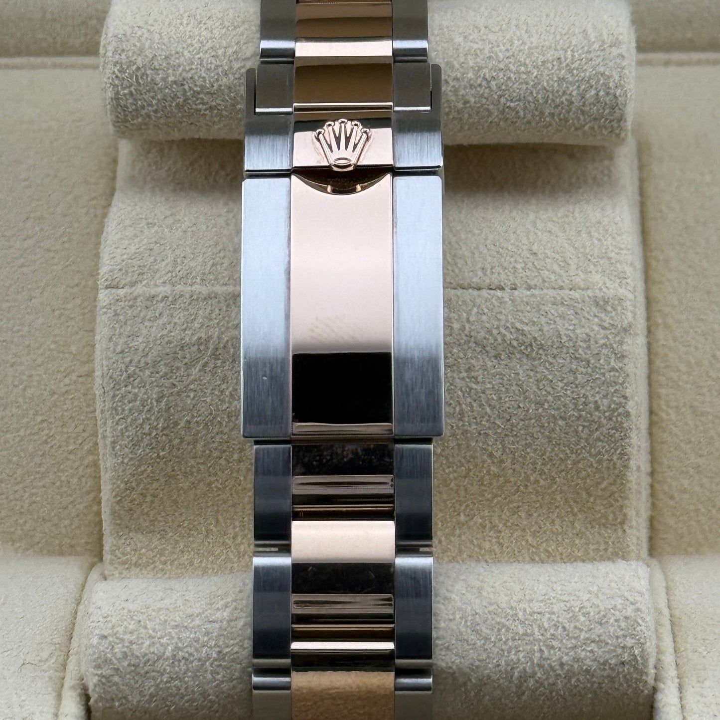 Rolex GMT Master II / 126711CHNR / schwarz / Oyster / Full Set / 2024