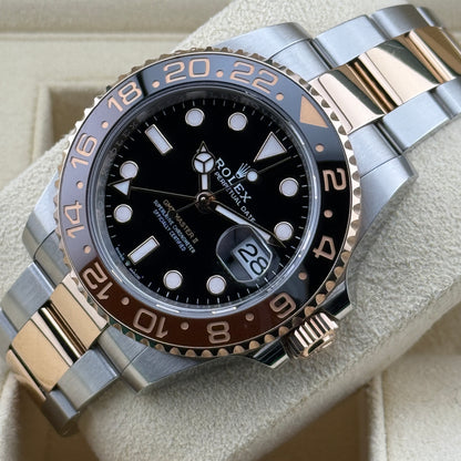 Rolex GMT Master II / 126711CHNR / schwarz / Oyster / Full Set / 2024