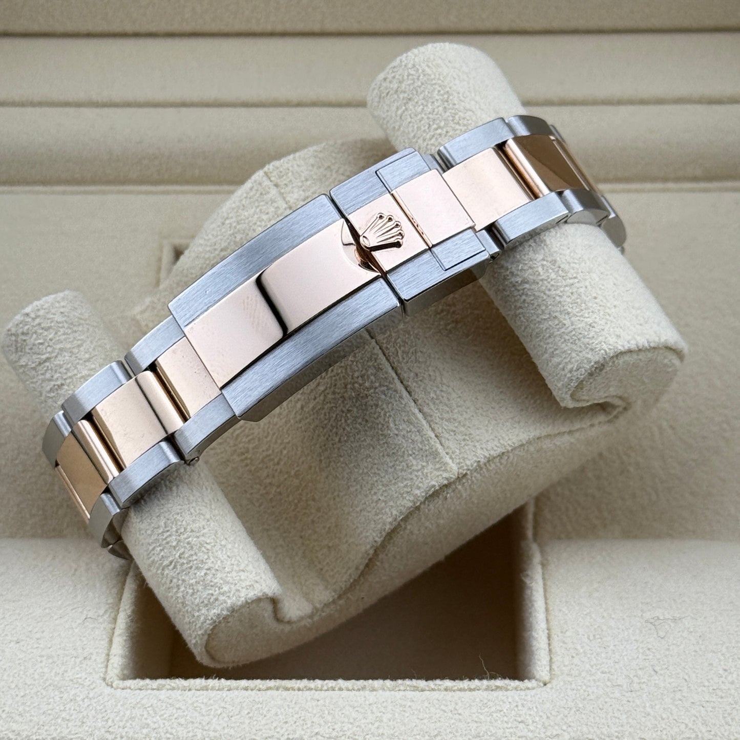 Rolex GMT Master II / 126711CHNR / schwarz / Oyster / Full Set / 2024