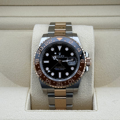 Rolex GMT Master II / 126711CHNR / schwarz / Oyster / Full Set / 2024