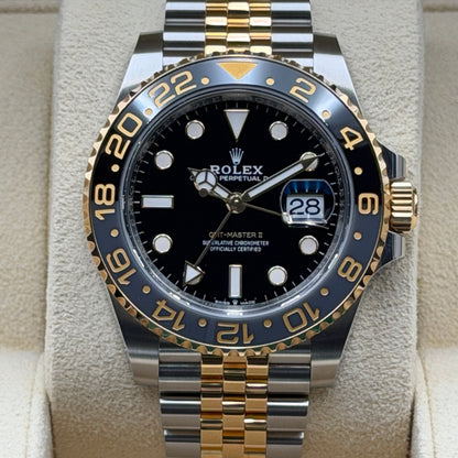 Rolex GMT-Master II / 126713GRNR / schwarz / Jubilee / Full Set / 2023