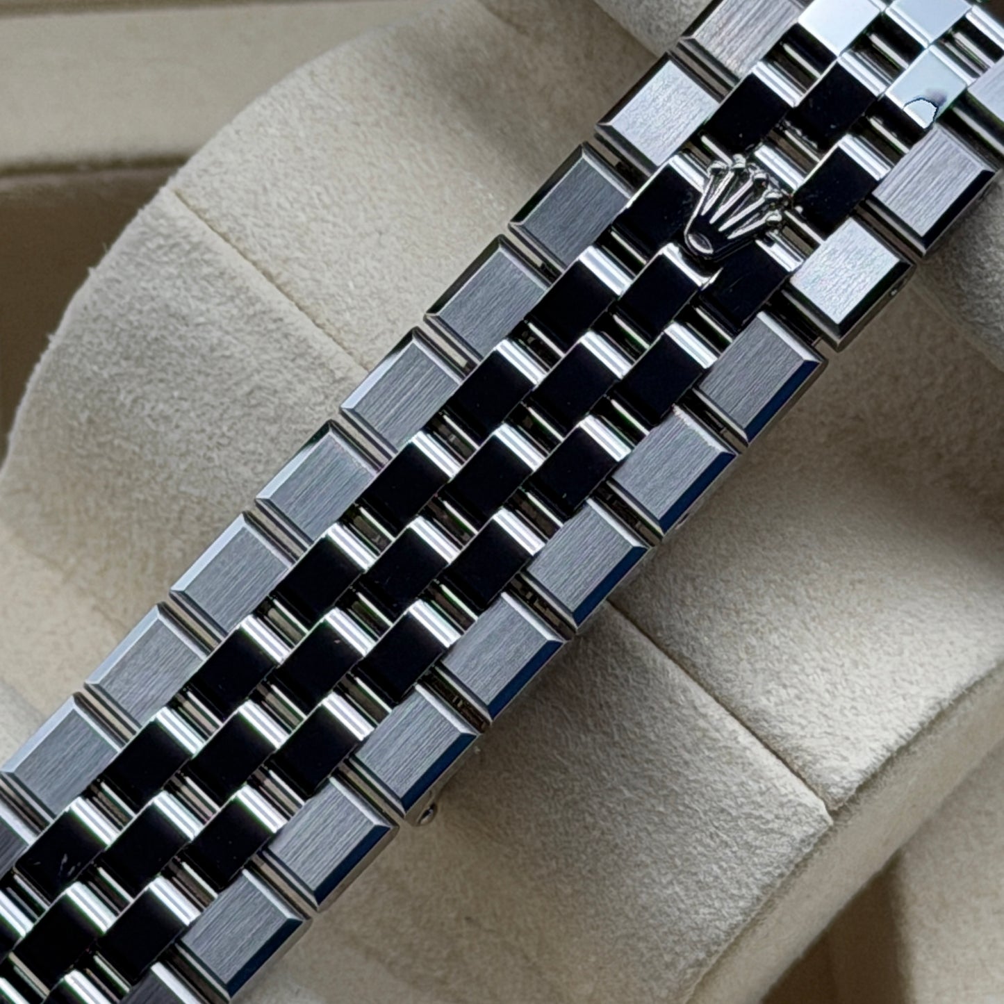 Rolex Land-Dweller 36 / 127234 / Weiß / Flat Jubilee / Full Set / 2026