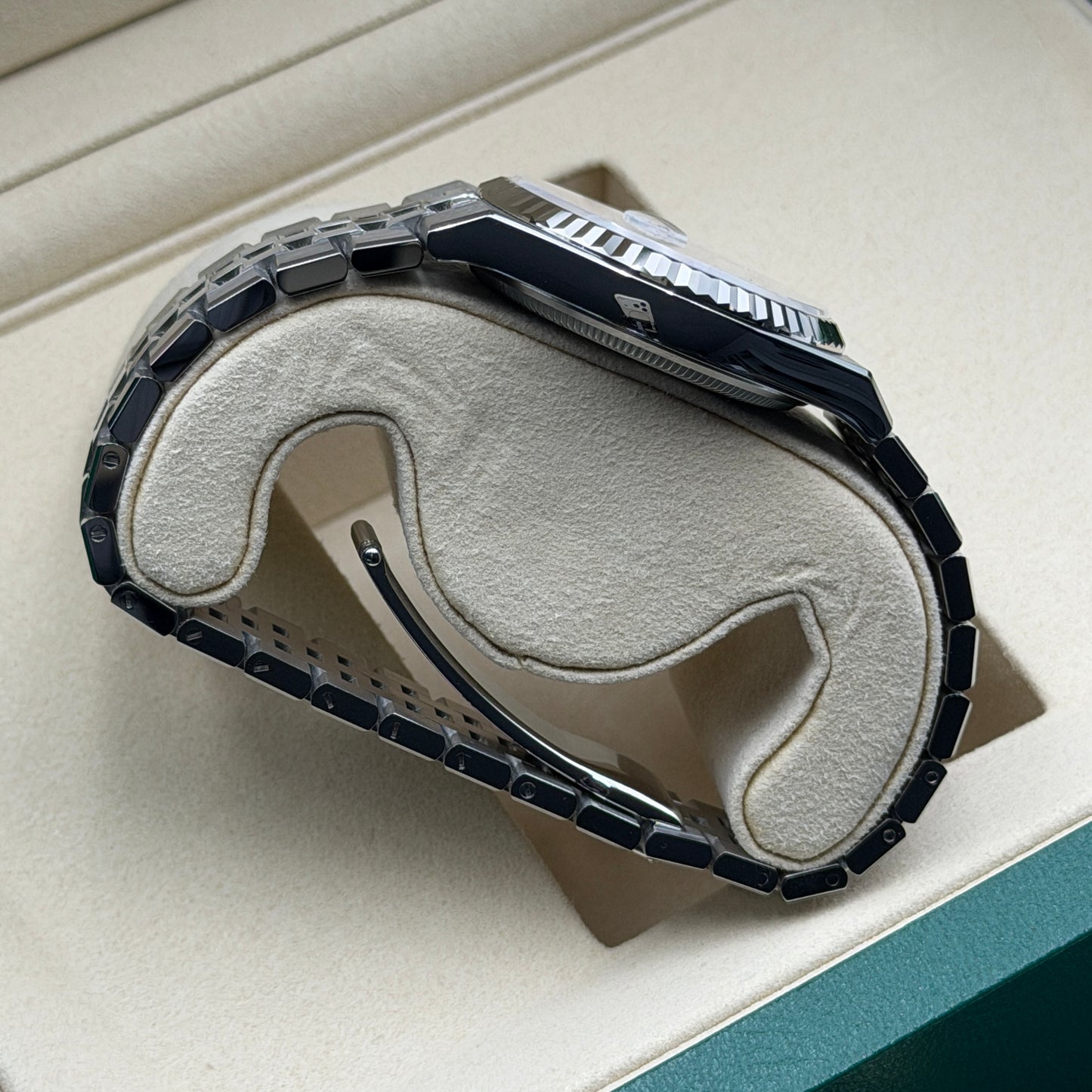 Rolex Land-Dweller 36 / 127234 / Weiß / Flat Jubilee / Full Set / 2026