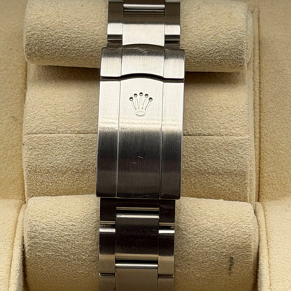 Rolex Oyster Perpetual 34 / 114200 / gold / Oyster / Full Set / 2012